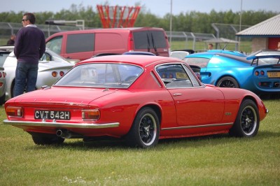 Lotus Elan Castlecombe 2.JPG and 